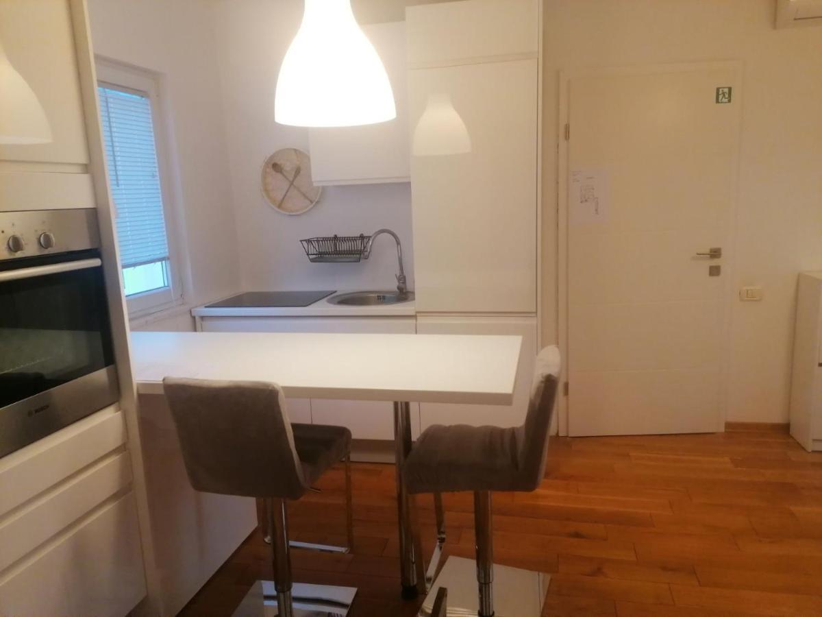 Monte Pula, Free Parking Apartment Bagian luar foto